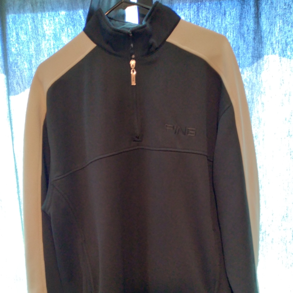 Ping large casual sweater 1/4 zip cream white and black two front pockets